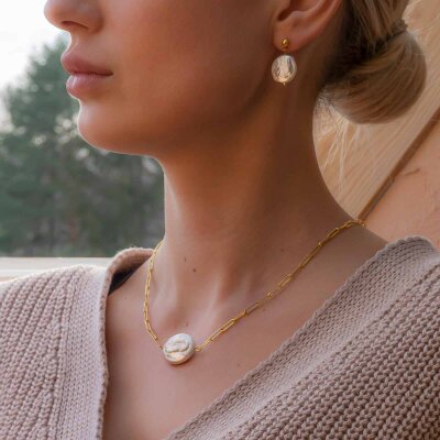 DIY: Angesagte Perlenkette &amp; Perlenohrringe selber machen  - DIY Perlenkette &amp; Ohrringe | Vintageparts.eu Blog