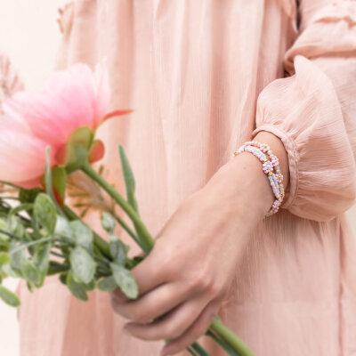 DIY Armband mit Blumen - 