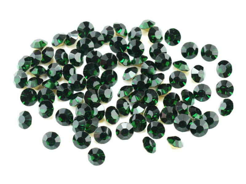 Strasssteine in emerald 3,8 mm 50 Stück