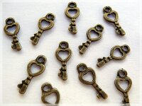 20 Schlüsselchen in antik Bronze
