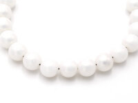 matte Perlen aus Acryl in weiß 8mm 30 Stück
