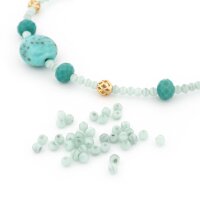 handgefertigte Rocailles Perlen 3 mm aus gefärbtem Glas in Mint 10 Gramm