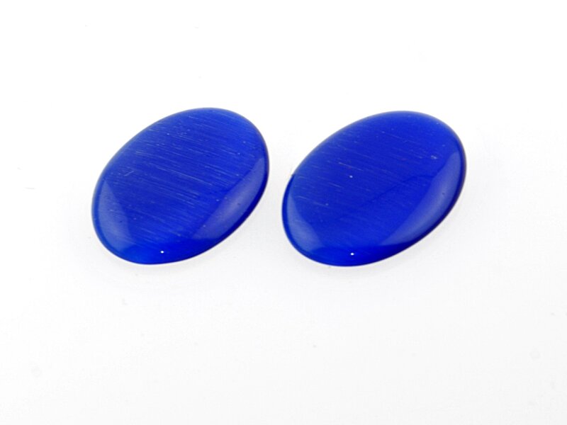 2 Cabochons 25*18 mm Cateyeglas in blau