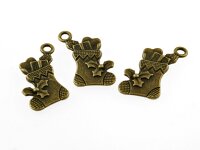 4 kleine Nikolausstiefel als Anhänger in vintage Bronze