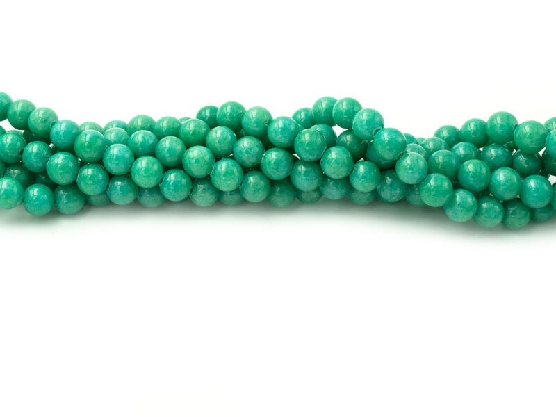 10 Perlen aus Jade in hellgrün 6 mm
