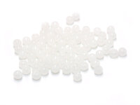 80 Perlen Jadeimitat in weiß, 4 mm