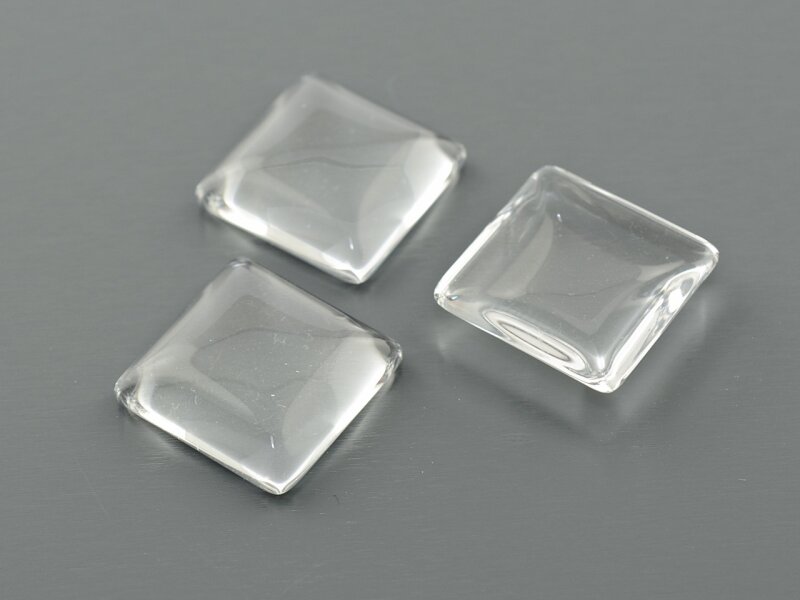 10 quadratische Cabochons Glas klar, 15 mm