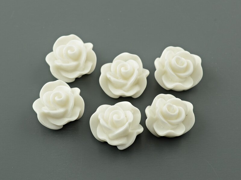 6 Cabochons als Rosen in weiß, 14 mm