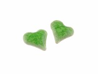 2 Cabochons aus Porzellan als Herz in grün